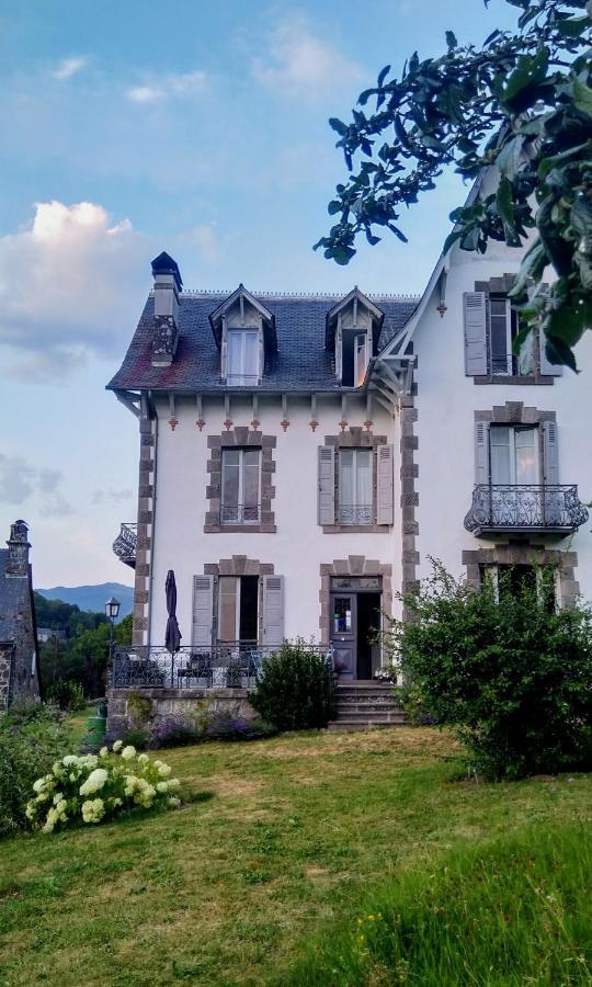 La Maison Normande Saint-Cirgues-de-Jordanne Eksteriør bilde
