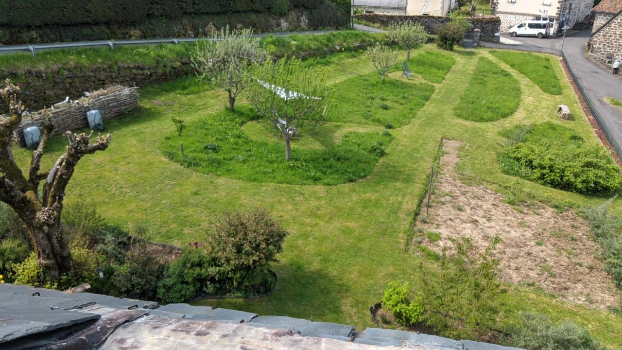 La Maison Normande Saint-Cirgues-de-Jordanne Eksteriør bilde